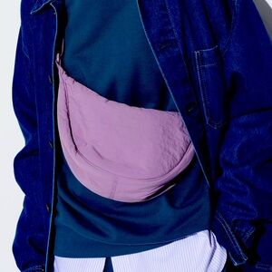 BNWT LILAC UNIQLO CROSSBODY BAG